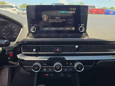 Used 2022 Honda Civic LX image 17