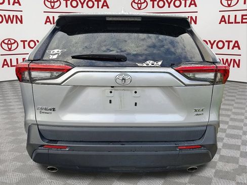 Used 2022 Toyota RAV4 XLE w/ Convenience Package AWD/4WD image 7