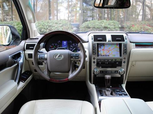 Used 2016 Lexus GX 460 Luxury image 20