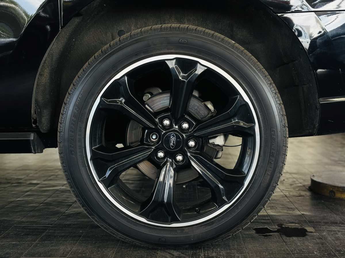 Used 2024 Ford Expedition Max Limited AWD/4WD image 26