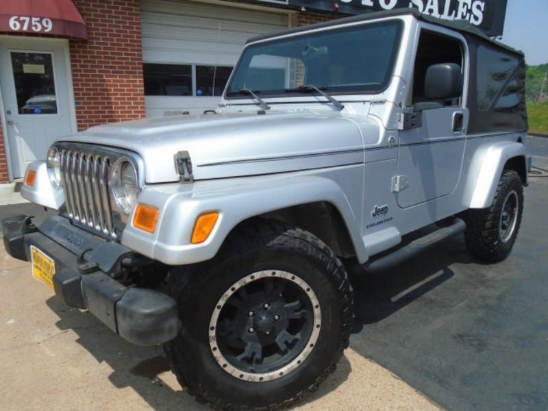 Used 2005 Jeep Wrangler Unlimited AWD/4WD image 3