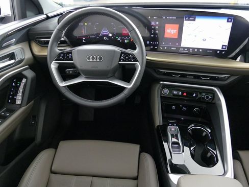 New 2025 Audi Q5 2.0T Premium Plus image 25