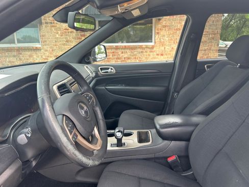 Used 2014 Jeep Grand Cherokee Laredo w/ Quick Order Package 23E AWD/4WD image 17