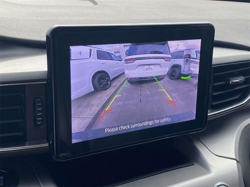 Used 2022 Ford Explorer XLT w/ Equipment Group 202A image 58