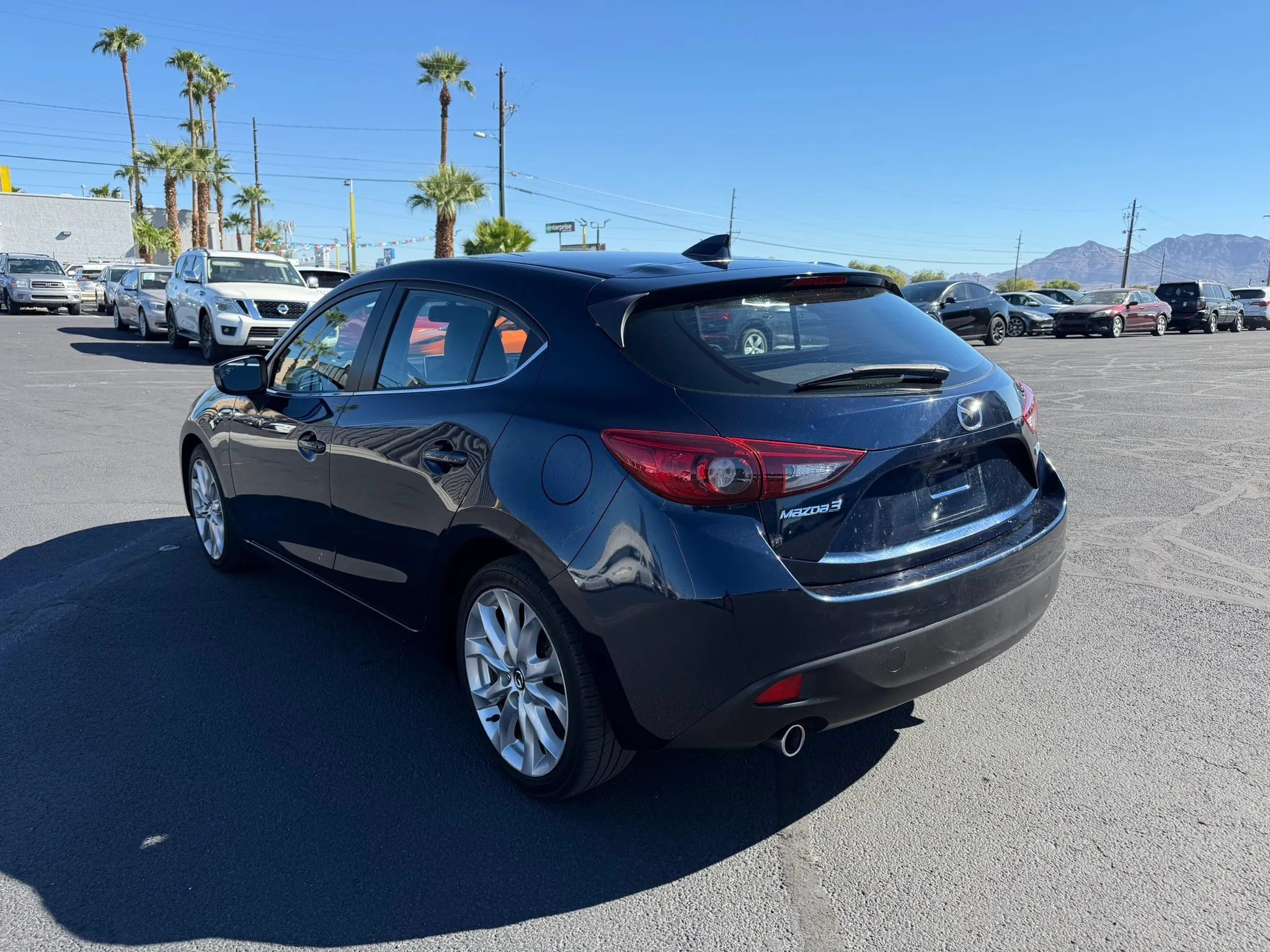 Used 2016 MAZDA MAZDA3 s Touring FWD image 4