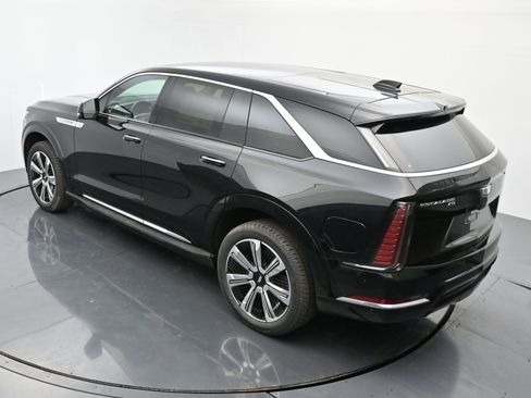 New 2025 Cadillac Escalade IQ Luxury 2 image 25