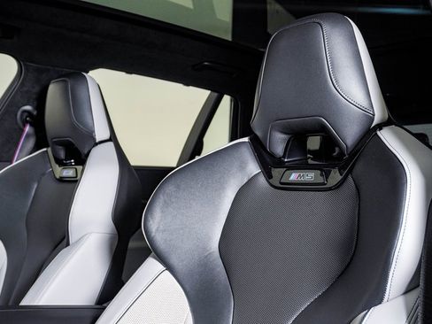 Used 2025 BMW M5 Touring w/ M Driver's Package image 22