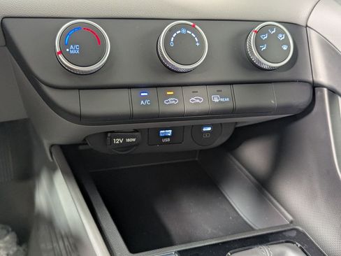 New 2026 Hyundai Elantra SE image 19