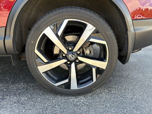 Used 2020 Nissan Rogue Sport SL w/ Premium Package AWD/4WD image 35