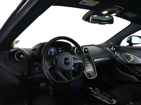 Used 2025 McLaren GTS RWD image 9