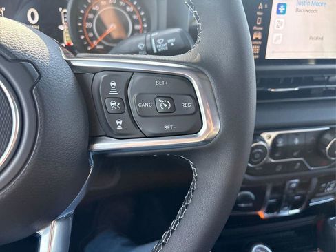 New 2026 Jeep Wrangler Sahara AWD/4WD image 22