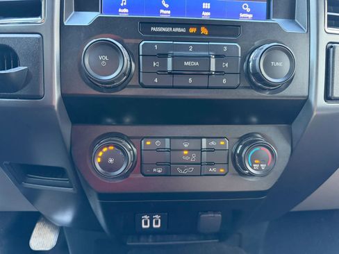 Used 2019 Ford F150 XLT w/ Equipment Group 301A Mid RWD image 32