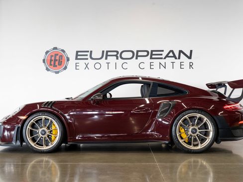 Used 2018 Porsche 911 GT2 RS RWD image 26