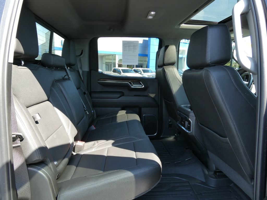 Certified 2024 GMC Sierra 1500 Elevation w/ Elevation Premium Package AWD/4WD image 16