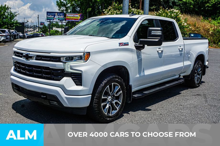 Used 2022 Chevrolet Silverado 1500 RST AWD/4WD image 2