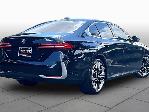 Used 2024 BMW 530i w/ Premium Package RWD image 13