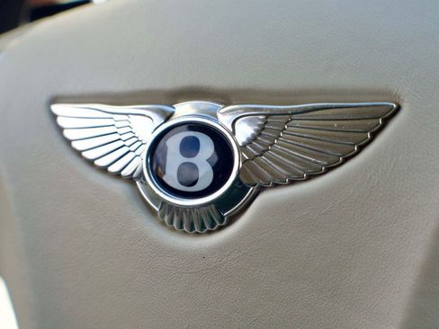 Used 2018 Bentley Flying Spur S V8 AWD/4WD image 28