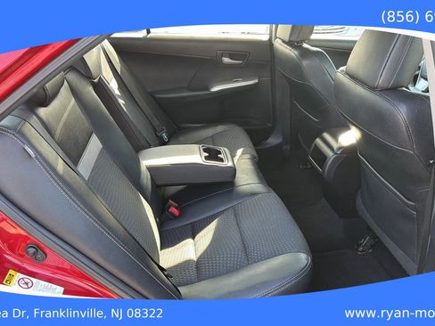 Used 2013 Toyota Camry SE image 18
