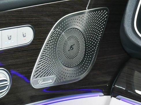 Used 2025 Mercedes-Benz GLE 450e 4MATIC w/ AMG Line Exterior image 37