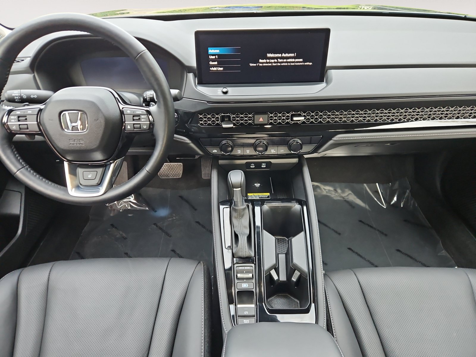 Used 2025 Honda Accord Touring image 12