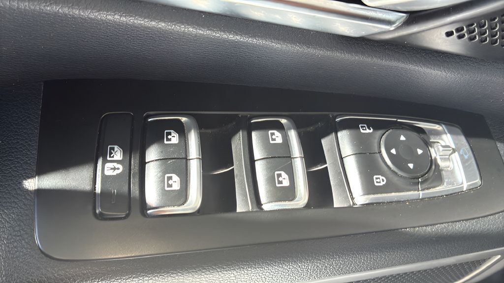 Used 2023 Kia Telluride EX X-Line AWD/4WD image 21