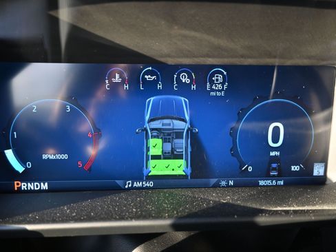 Used 2024 Ford F350 Platinum w/ FX4 Off-Road Package image 24