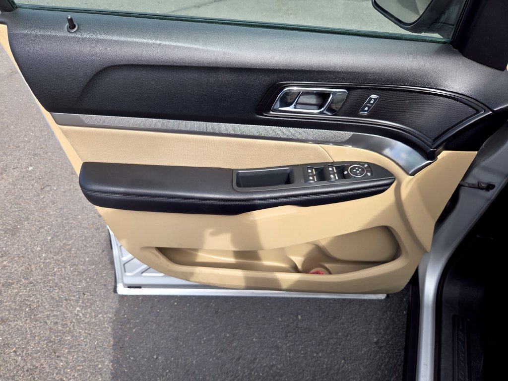 Used 2017 Ford Explorer 4WD image 9