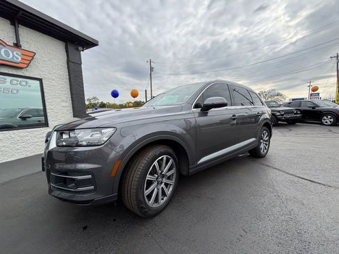 Used 2018 Audi Q7 3.0T Prestige w/ Prestige Package image 2