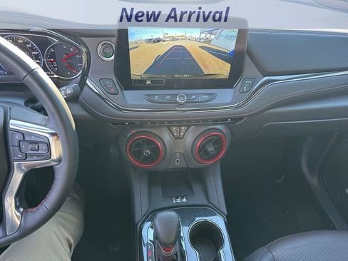 Certified 2025 Chevrolet Blazer RS image 12