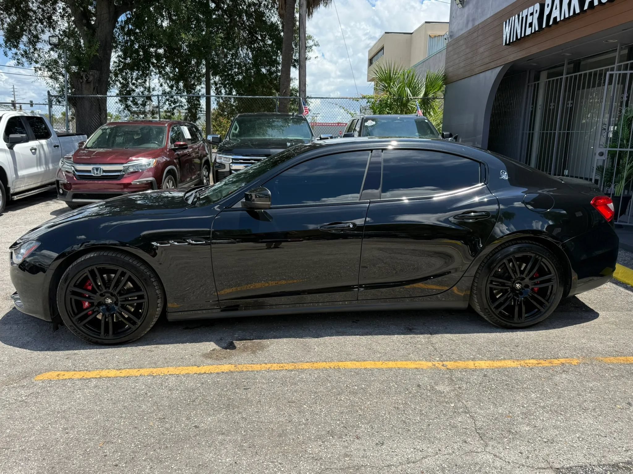 Used 2017 Maserati Ghibli S Q4 AWD/4WD image 4