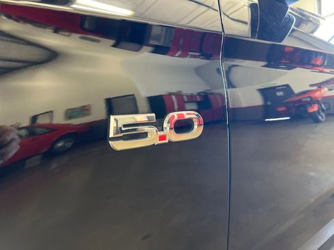 Used 2020 Ford Mustang GT Premium image 32