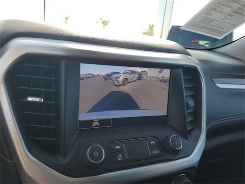 Used 2023 GMC Acadia SLE w/ Driver Convenience Package image 21