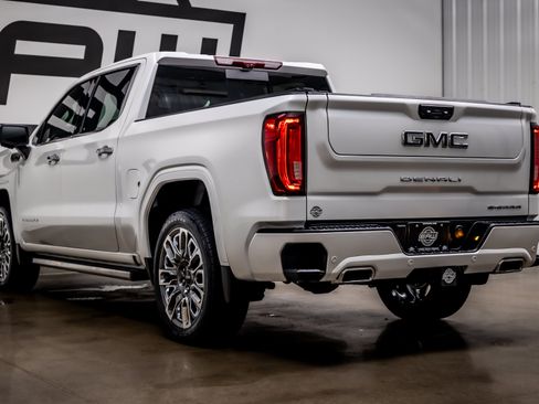 Used 2025 GMC Sierra 1500 Denali Ultimate AWD/4WD image 33