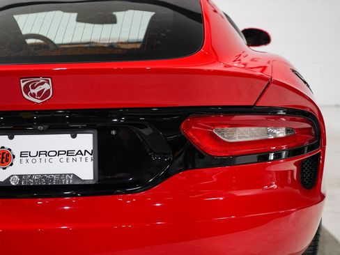 Used 2013 SRT Viper GTS w/ GTS Laguna Interior Pkg image 34