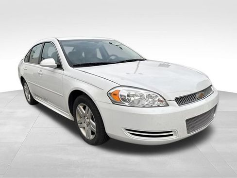 Used 2013 Chevrolet Impala LT FWD image 7