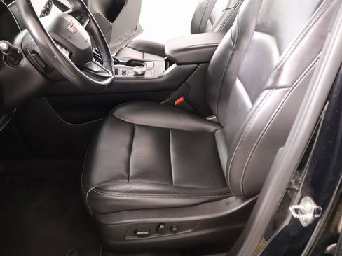 Used 2022 Cadillac XT4 Premium Luxury w/ Safety Alert Package image 10