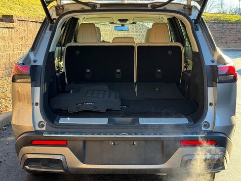 Used 2023 INFINITI QX60 Sensory w/ Vision Package image 9