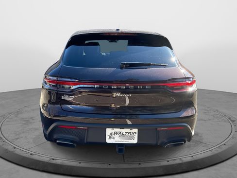 Used 2022 Porsche Macan image 7