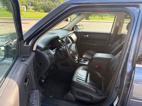 Used 2019 Ford Flex SEL w/ Equipment Group 202A AWD/4WD image 9