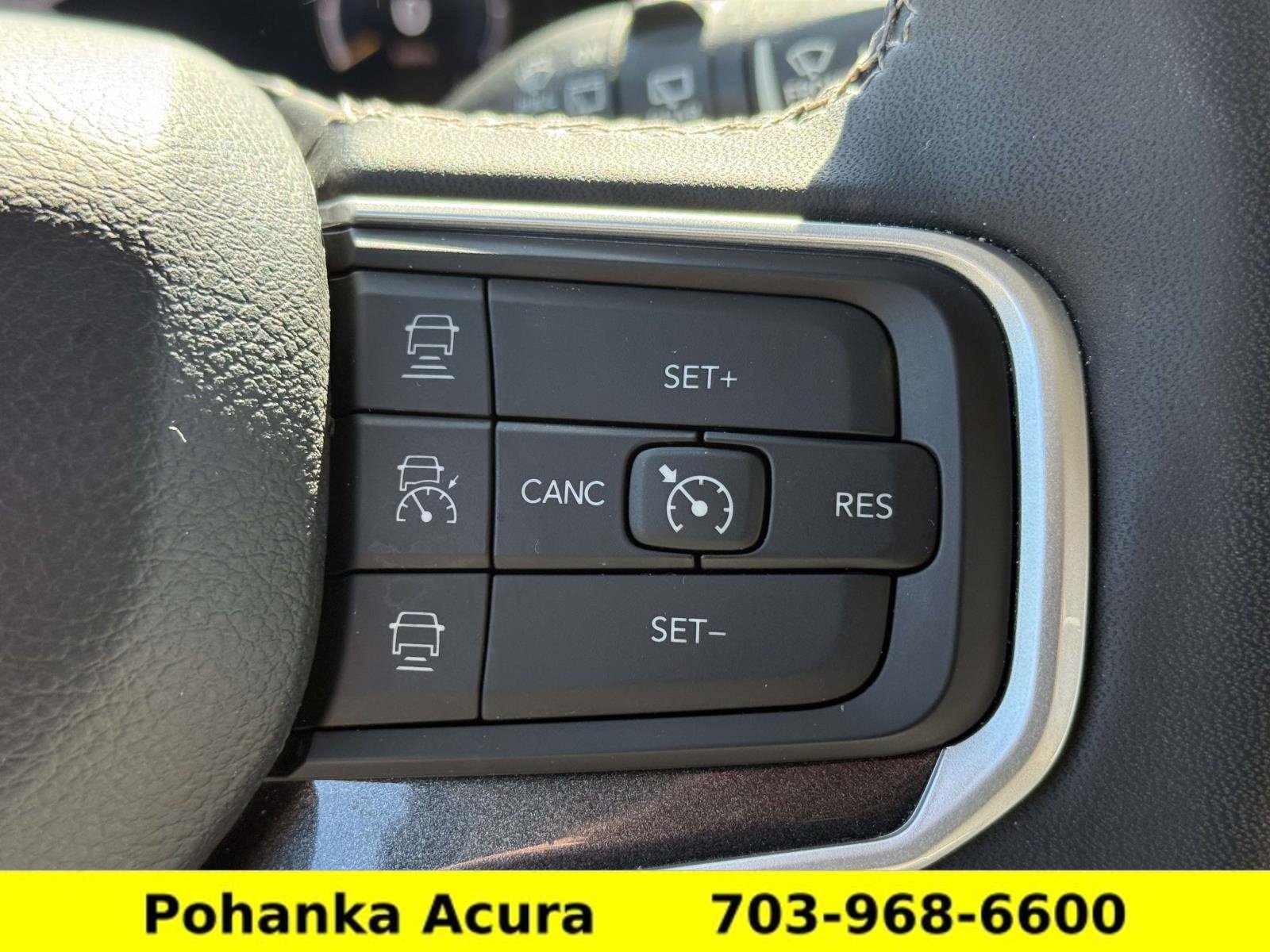Used 2024 Jeep Wagoneer 4WD w/ Convenience Group I image 22