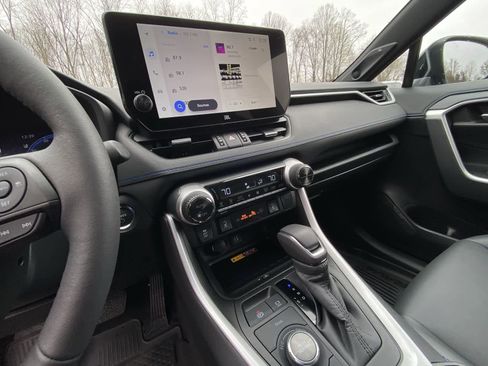 Used 2023 Toyota RAV4 XSE image 23