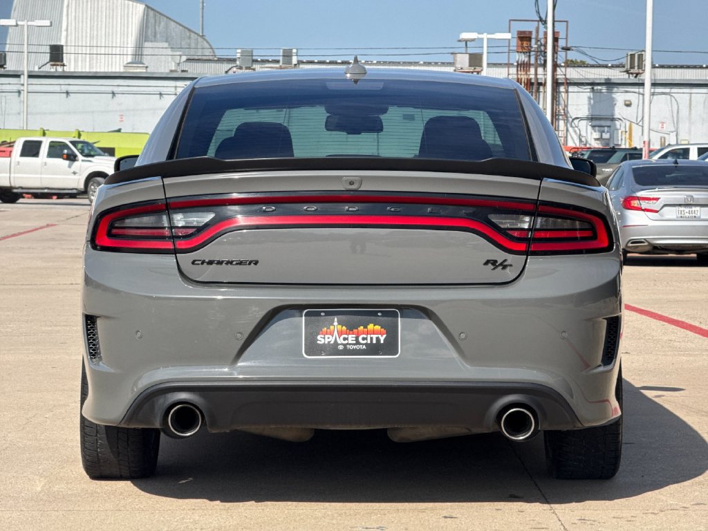 Used 2023 Dodge Charger R/T w/ Blacktop Package RWD image 5