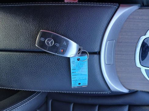 Used 2019 Mercedes-Benz C 300 4MATIC Sedan image 32