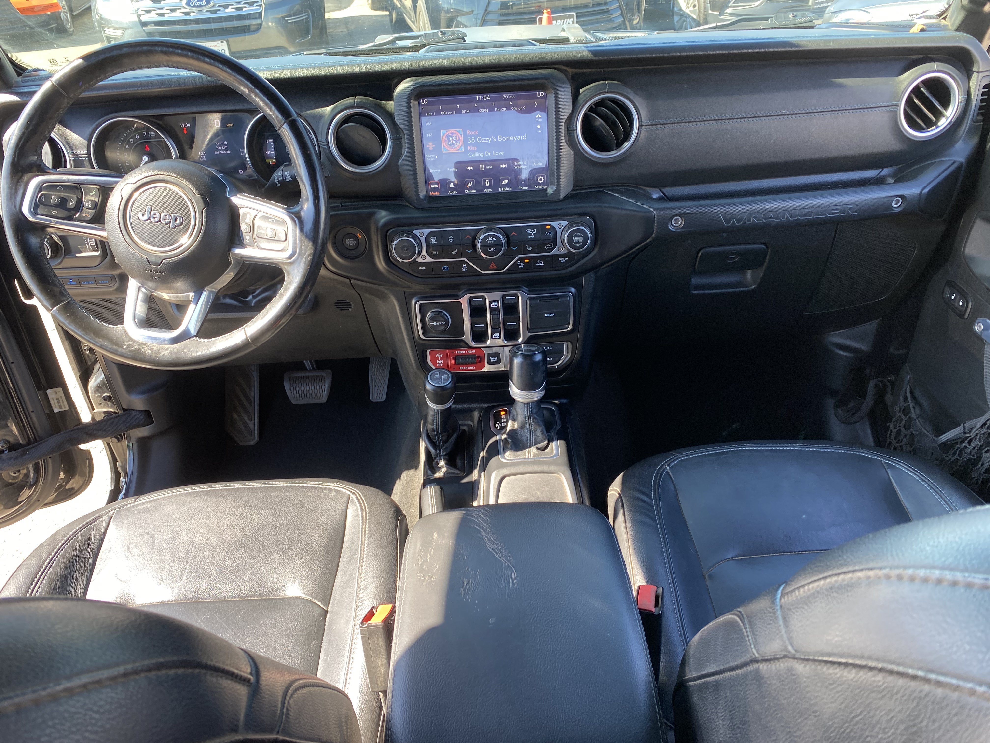 Used 2023 Jeep Wrangler Unlimited Rubicon 4xe AWD/4WD image 25