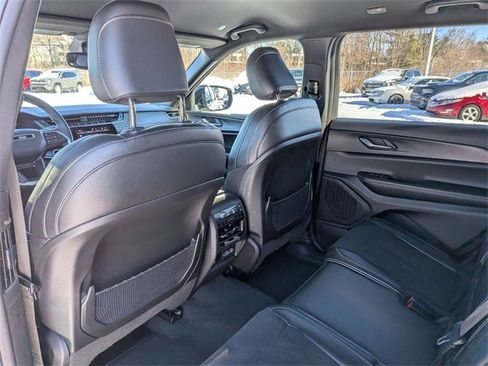 Certified 2024 Jeep Grand Cherokee L Laredo image 25