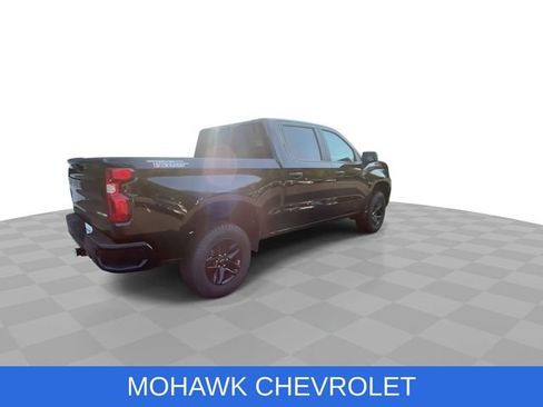 Certified 2022 Chevrolet Silverado 1500 Custom Trail Boss AWD/4WD image 8