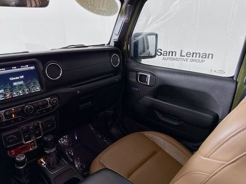 Used 2022 Jeep Wrangler Unlimited Rubicon w/ LED Lighting Group image 23