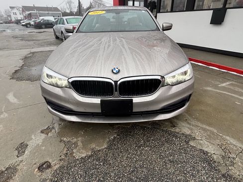 Used 2017 BMW 530i xDrive image 2