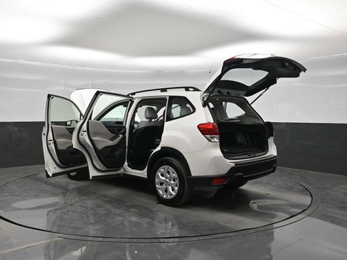 Used 2024 Subaru Forester AWD/4WD image 43