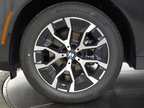 New 2025 BMW X3 xDrive30i w/ Convenience Package image 8